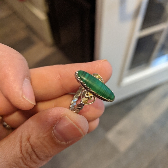 Silver ring - Picture 3 of 5